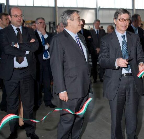 import blog slider taglio del nastro per il nuovo stabilimento produttivo marazzi group 5
