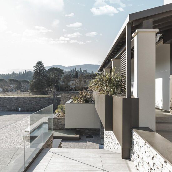 import blog slider come un rilievo nella collina 2