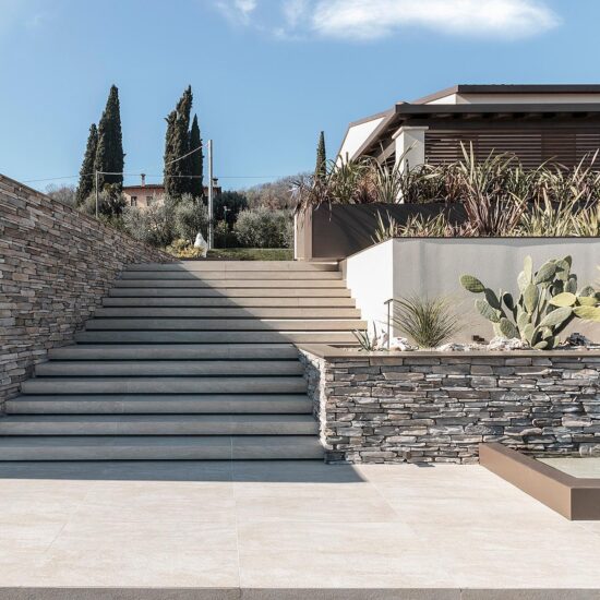 import blog slider come un rilievo nella collina 7